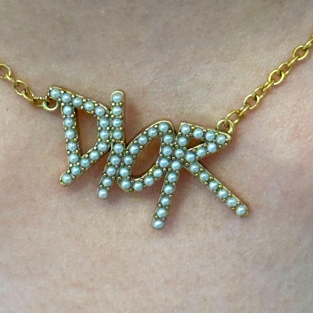 DIOR necklace authentic 100%